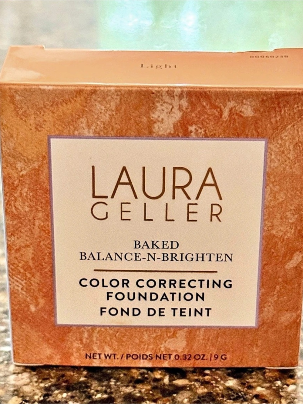 Laura Geller Baked Balance-N-Brighten Color Correcting Foundation Light